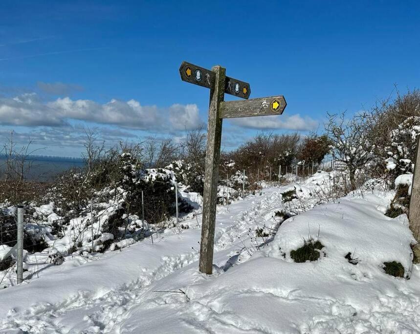 Offa'S Lodge Family Home Quiet Area With Sea Views Prestatyn Eksteriør bilde