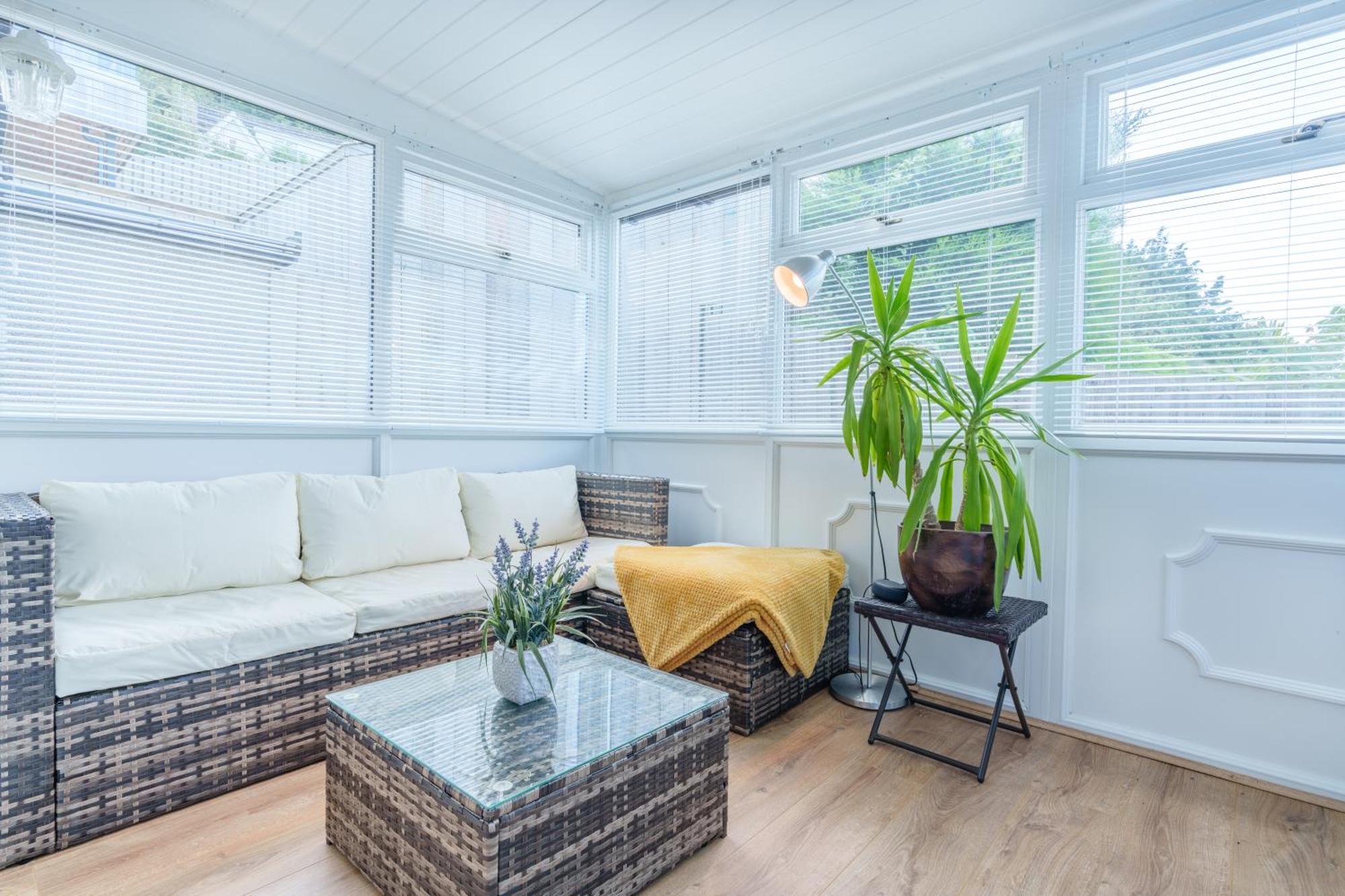 Offa'S Lodge Family Home Quiet Area With Sea Views Prestatyn Eksteriør bilde