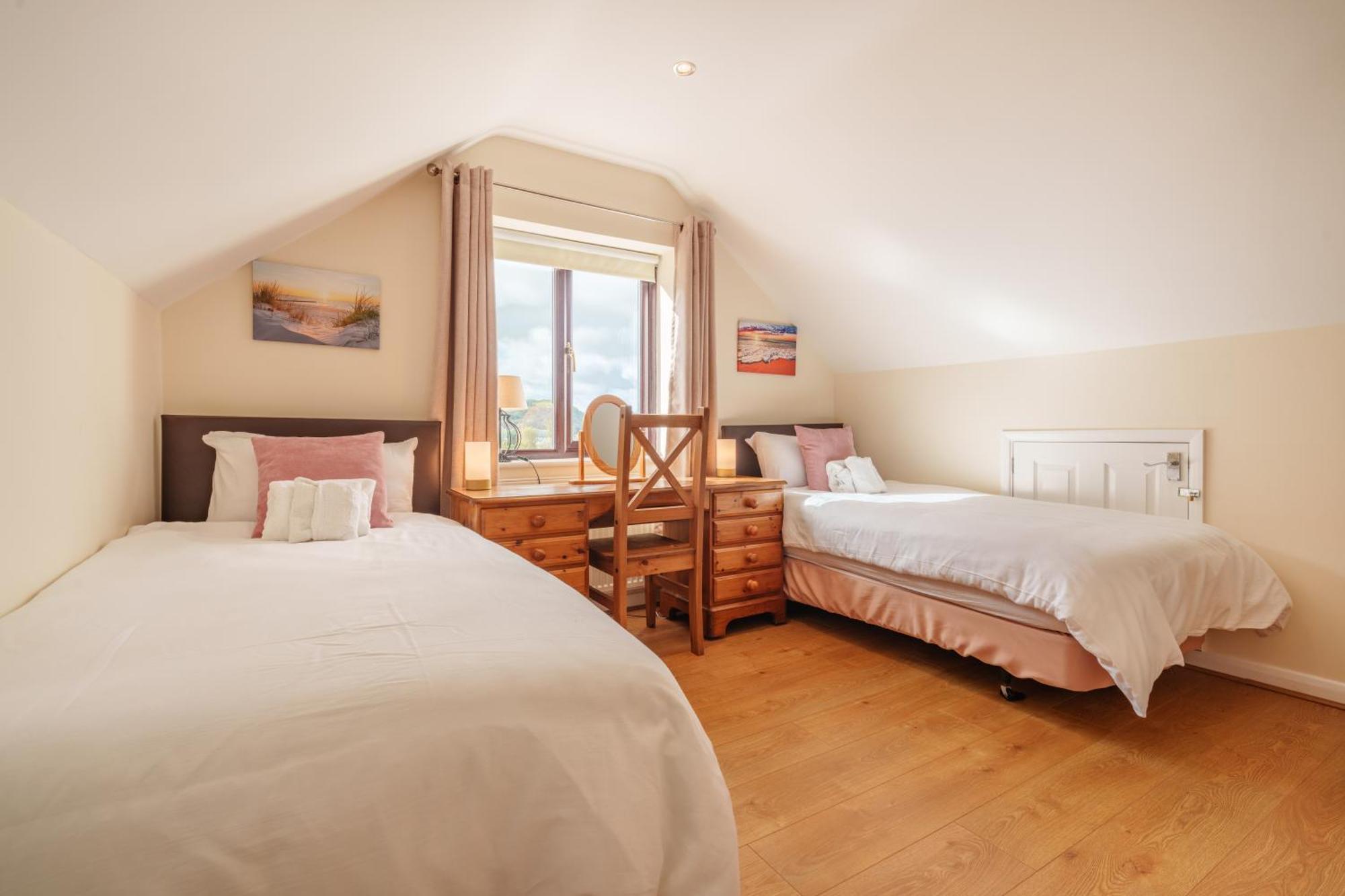 Offa'S Lodge Family Home Quiet Area With Sea Views Prestatyn Eksteriør bilde